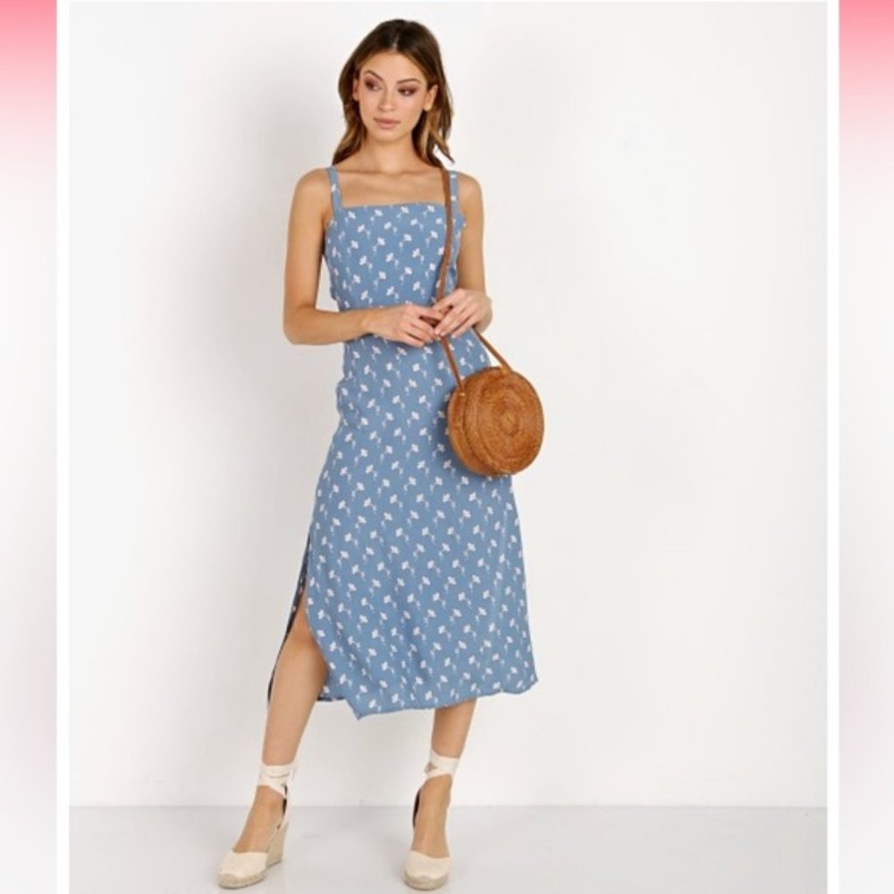 NEW WITH TAGS Faithfull the Brand Katergo Midi Dress Marcie Floral Light Blue